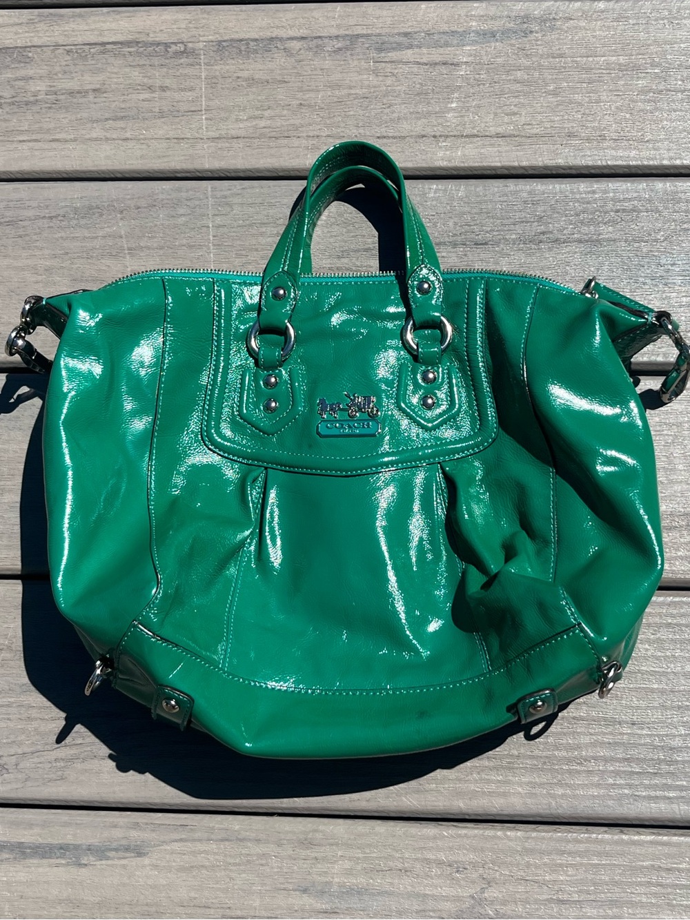 Coach; Emerald Green; Patent Leather; Duel Handle; Medium Satchel; Minimal Wear - Picture 2 of 15